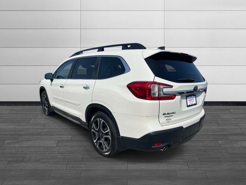 Used 2023 Subaru Ascent Touring AWD/4WD image 5