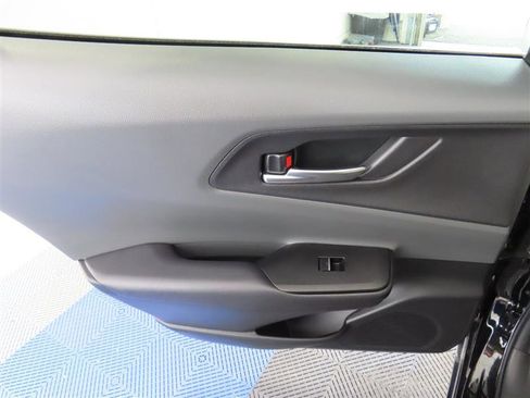 Used 2023 Toyota Prius XLE FWD image 28