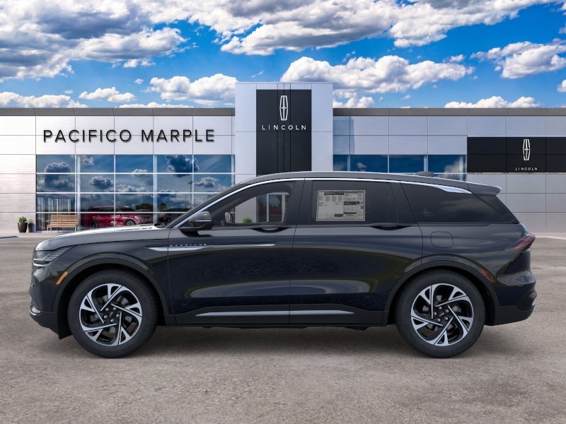 New 2026 Lincoln Nautilus Premier AWD/4WD image 3