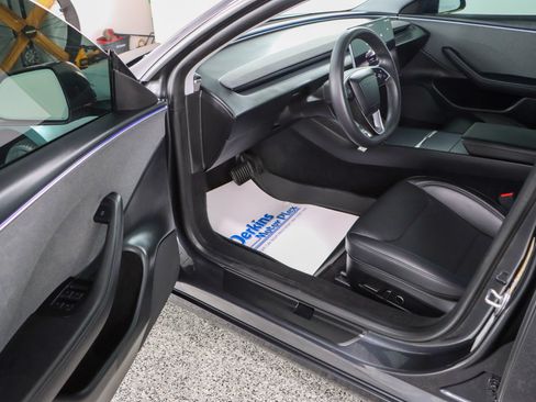 Used 2025 Tesla Model 3 Long Range RWD image 3