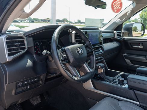 Used 2023 Toyota Tundra SR5 w/ SR5 Premium Package AWD/4WD image 10