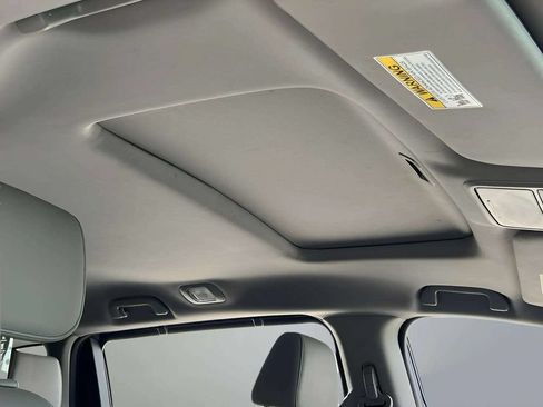 Used 2023 Honda Odyssey EX-L image 18