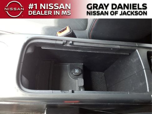 Used 2018 Dodge Journey GT FWD image 20