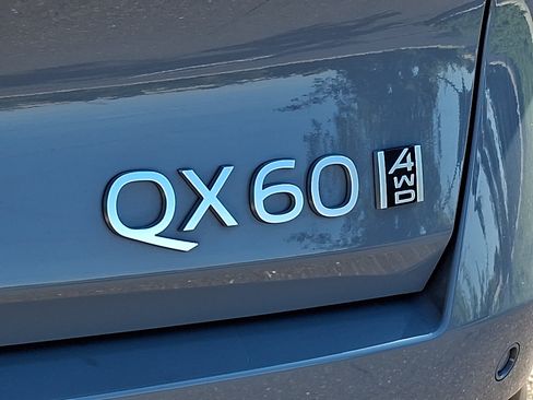 Certified 2026 INFINITI QX60 Luxe w/ Cargo Package AWD/4WD image 30