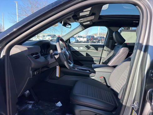 New 2026 Ford Explorer ST-Line w/ ST-Line Street Pack image 27