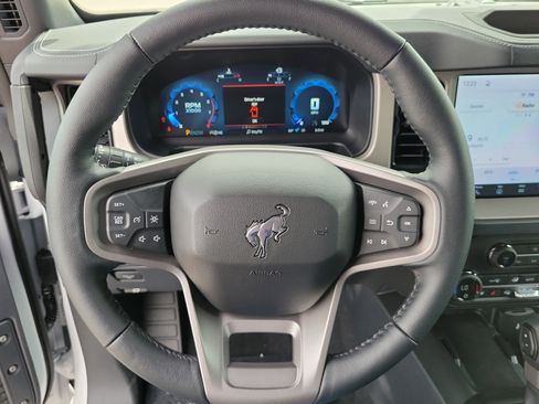 New 2026 Ford Bronco Outer Banks AWD/4WD image 14