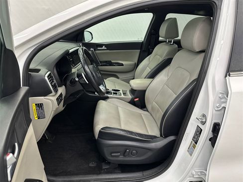 Used 2020 Kia Sportage SX image 9