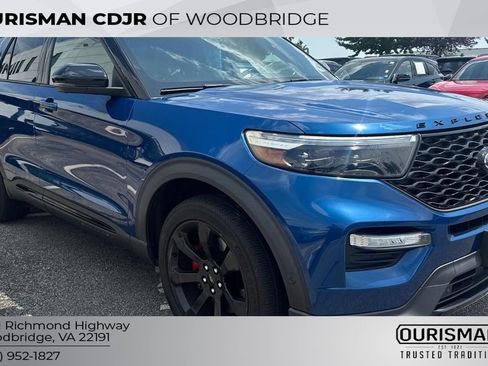 Used 2020 Ford Explorer ST w/ ST High-Performance Pack AWD/4WD image 3