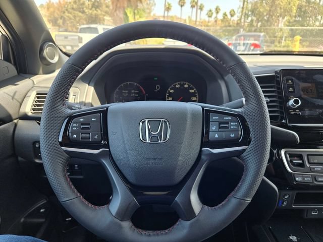 New 2026 Honda Ridgeline Black Edition image 15