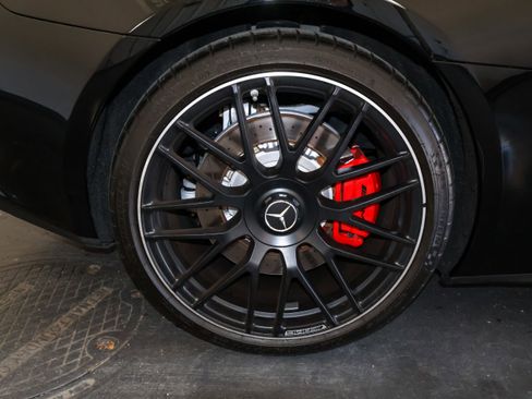 Used 2021 Mercedes-Benz AMG GT Roadster image 33