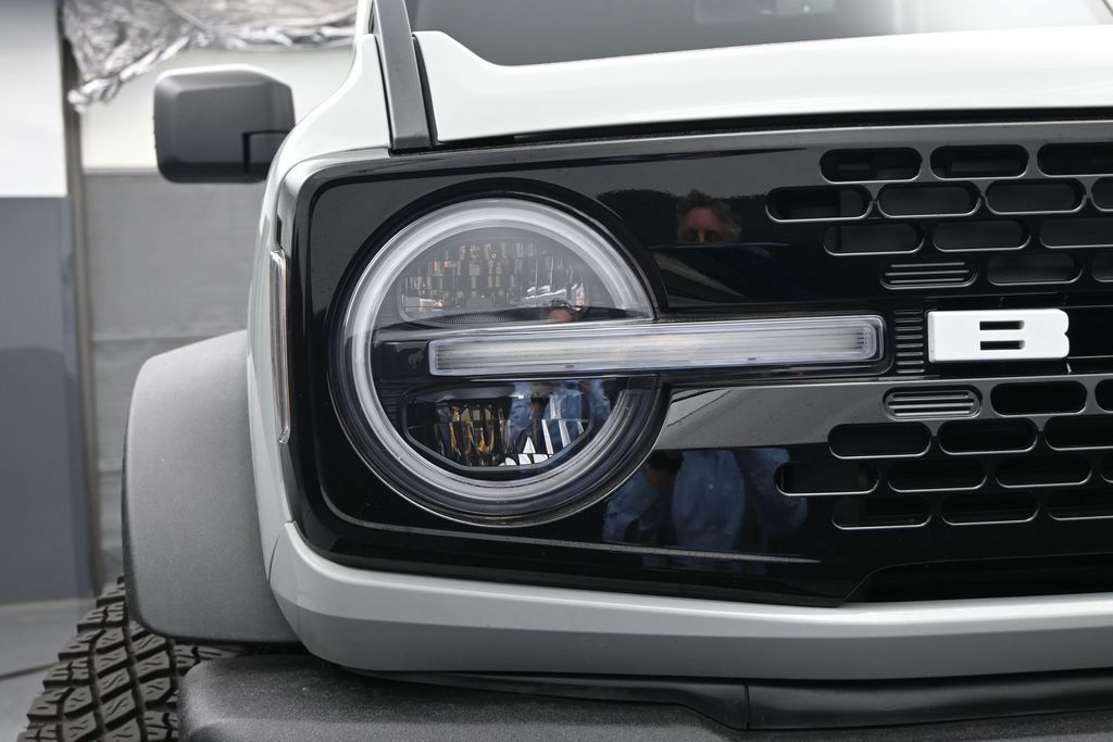 Used 2022 Ford Bronco Wildtrak AWD/4WD image 5