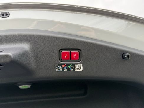 Certified 2024 Mercedes-Benz CLE 300 4MATIC Coupe image 14