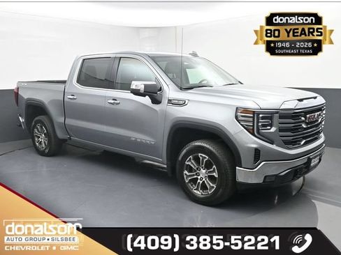 Used 2025 GMC Sierra 1500 SLT AWD/4WD image 1
