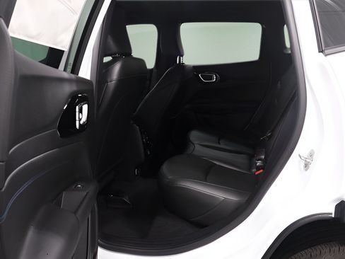 New 2026 Jeep Compass Limited AWD/4WD image 12