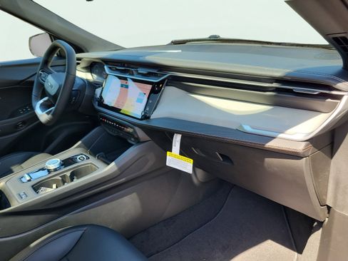 New 2026 Jeep Cherokee Limited AWD/4WD image 21