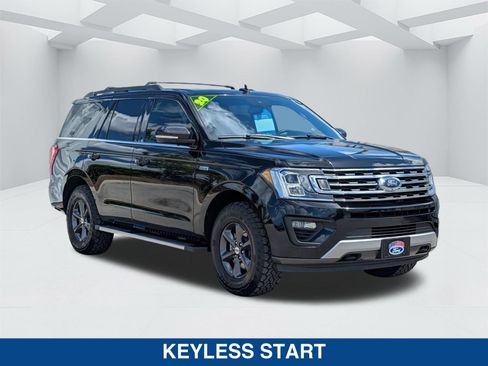 Used 2020 Ford Expedition XLT w/ Equipment Group 202A image 2