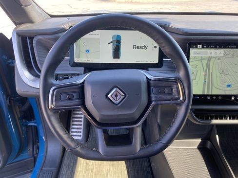 Used 2023 Rivian R1T Adventure image 18