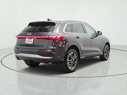 Used 2025 Audi Q5 Premium w/ Convenience Package AWD/4WD image 5