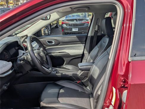 Used 2022 Jeep Compass Latitude image 14