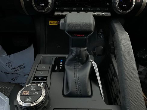 New 2026 Toyota Tacoma TRD Off-Road AWD/4WD image 25
