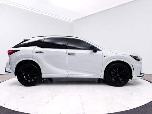 Used 2024 Lexus RX 500h F Sport AWD/4WD image 39