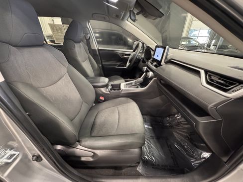 Used 2024 Toyota RAV4 XLE image 24