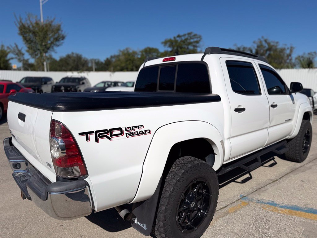 Used 2015 Toyota Tacoma 4x4 Double Cab w/ TRD Off-Road Package image 6