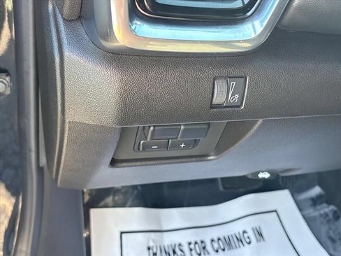 Used 2025 GMC Canyon Elevation w/ Convenience Package AWD/4WD image 26