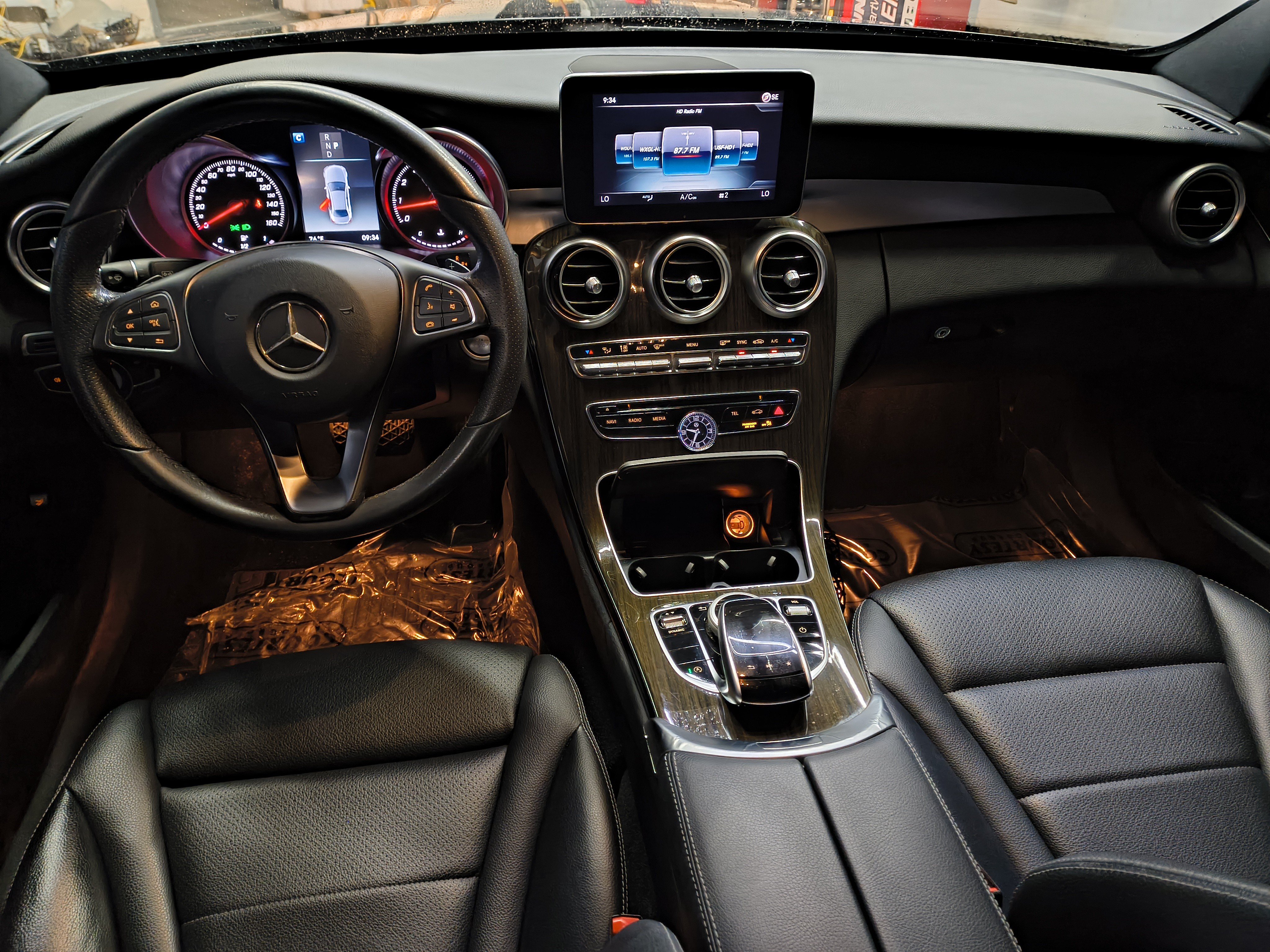 Used 2018 Mercedes-Benz C 300 Sedan image 14