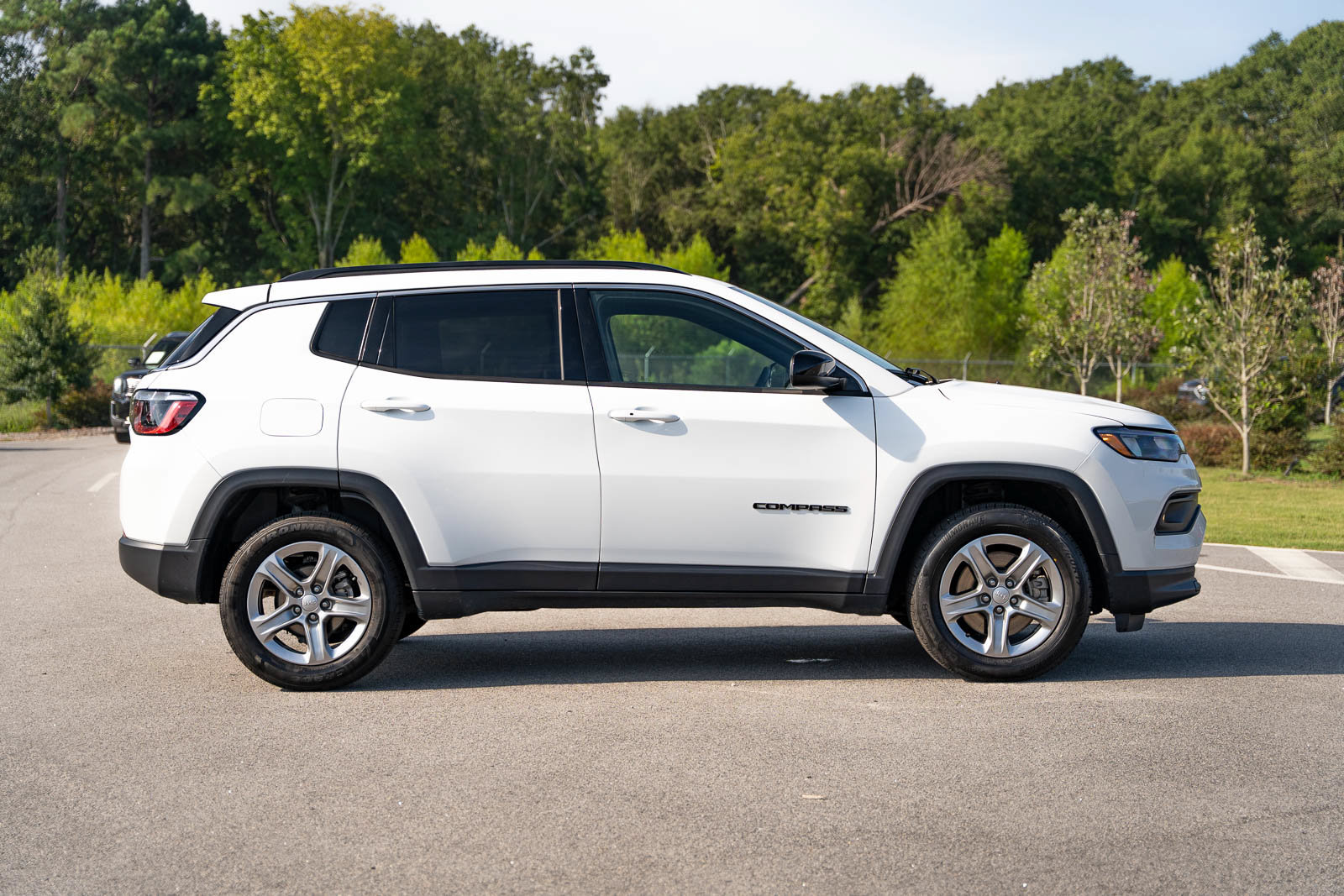 Used 2024 Jeep Compass Latitude AWD/4WD image 8