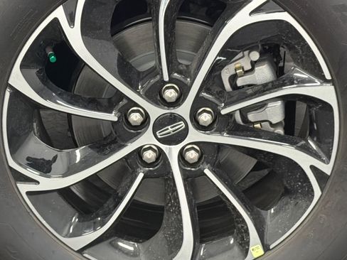 New 2026 Lincoln Nautilus Premier w/ Equipment Group 102A image 5