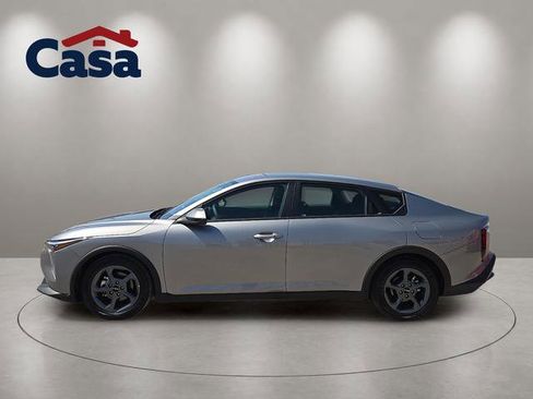 Used 2025 Kia K4 FWD image 3