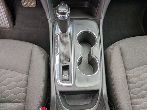 Used 2018 Chevrolet Equinox LT image 15