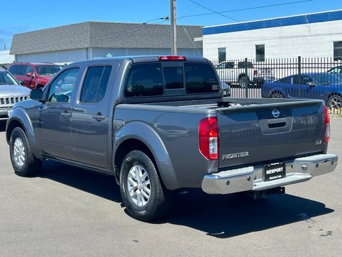 Used 2016 Nissan Frontier SV w/ SV Value Truck Package RWD image 5