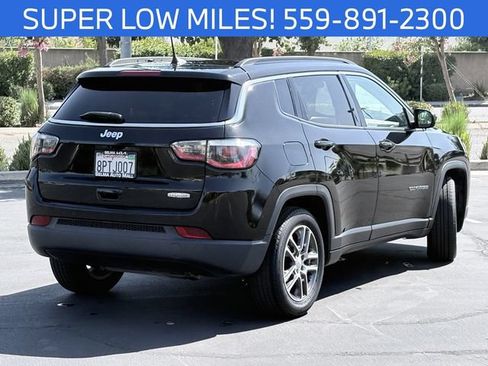 Used 2020 Jeep Compass Latitude FWD image 5