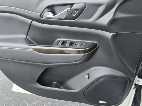 Used 2023 GMC Acadia AT4 w/ Trailering Package image 13