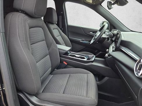 Used 2025 Chevrolet Equinox LT FWD image 20
