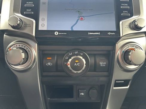 Used 2024 Toyota 4Runner SR5 Premium image 31