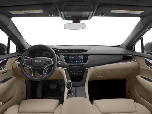 Used 2017 Cadillac XT5 Luxury AWD/4WD image 5