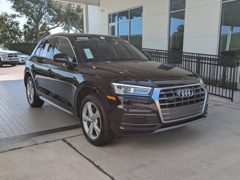 Used 2020 Audi Q5 2.0T Premium w/ Convenience Package AWD/4WD image 3