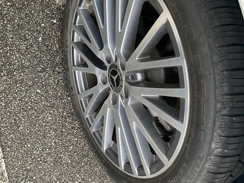 Used 2023 Mercedes-Benz CLA 250 image 9