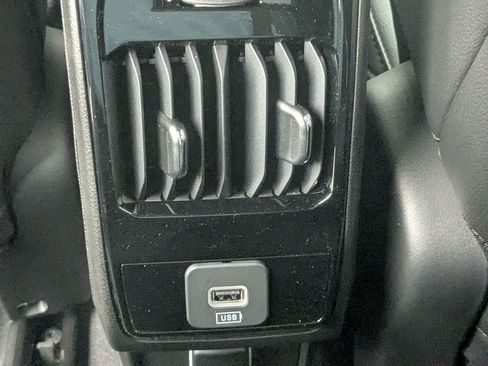 New 2026 Jeep Compass Limited w/ Sun, Sound & Navigation Group image 30