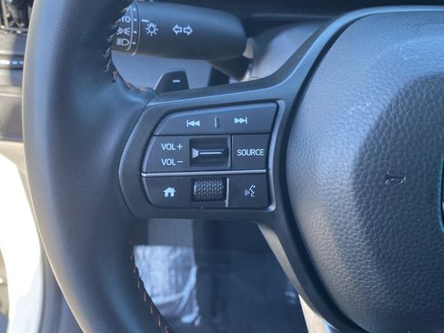 Used 2025 Honda CR-V Sport image 26