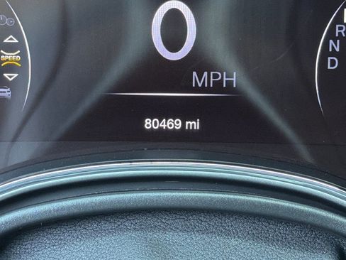 Used 2020 Jeep Grand Cherokee Limited RWD image 25