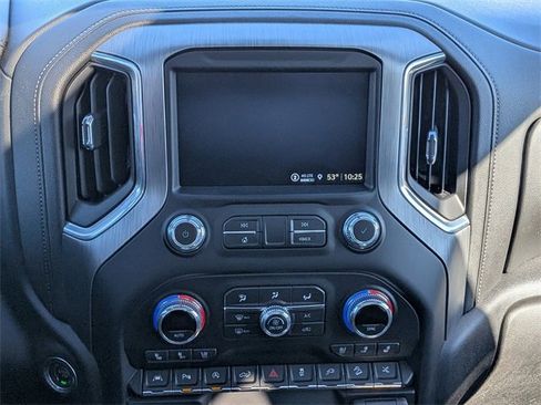 Used 2021 GMC Sierra 1500 Denali w/ Denali Ultimate Package image 18