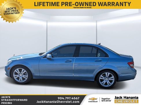 Used 2010 Mercedes-Benz C 300 Sedan image 6
