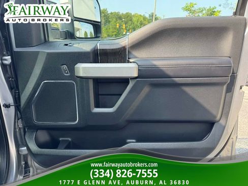 Used 2021 Ford F250 Lariat w/ Lariat Ultimate Package AWD/4WD image 28