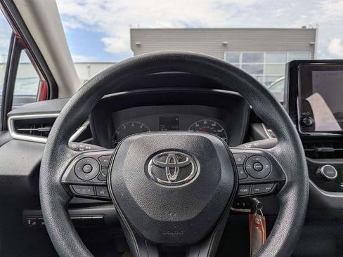 Used 2024 Toyota Corolla LE FWD image 19