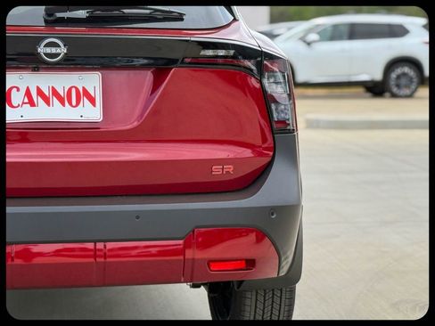 New 2026 Nissan Kicks SR FWD image 20