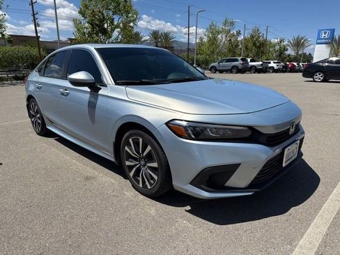 Used 2022 Honda Civic EX image 1